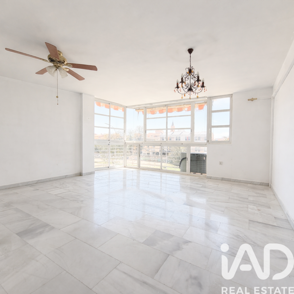 Apartment à Malaga, Espagne 3 chambres, 103 m2 No. 195139