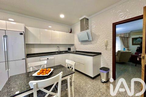 Apartment à vendre à Lepe, Huelva, Espagne, 4 chambres, 202 m2 No. 195143 - photo 2