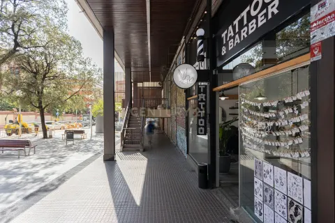Office for sale in Barcelona, Spain 1 bedroom, 106 sq.m. No. 167132 - photo 5