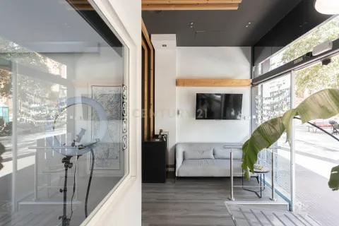 Office for sale in Barcelona, Spain 1 bedroom, 106 sq.m. No. 167132 - photo 8