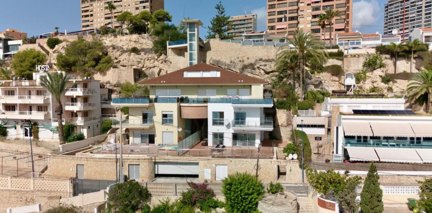 House Benidorm, Alicante, Spain 3 bedrooms, 307 sq.m. No. 109020