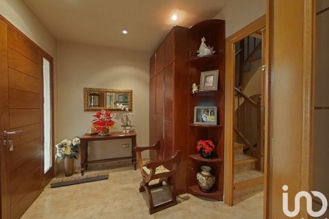 Dom w Termens, Lleida, Hiszpania 5 sypialni, 238 mkw. nr 154092 – zdjęcie 21