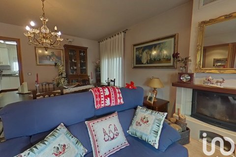 Dom w Termens, Lleida, Hiszpania 5 sypialni, 238 mkw. nr 154092 – zdjęcie 15