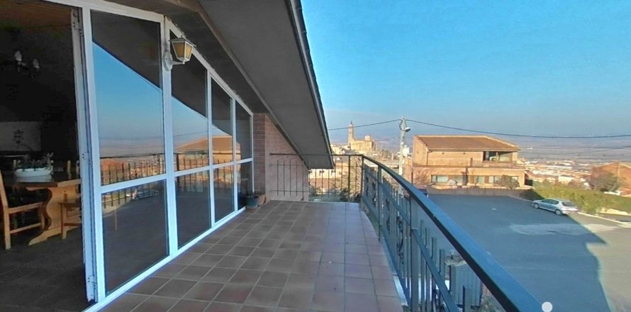 Casa a Almenar, Lleida, Spagna 4 camere da letto, 350 mq. N° 154091