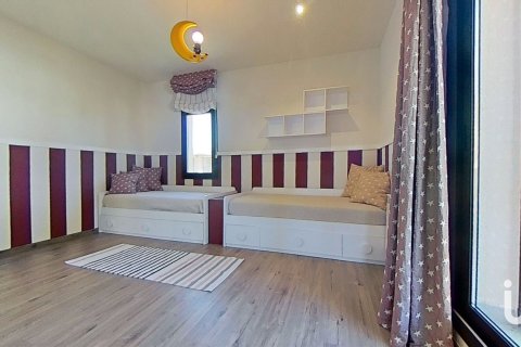 Talo myytävänä Cambrils, Tarragona, Espanja, 4 makuuhuonetta, 810 m2 No. 154090 - kuva 16