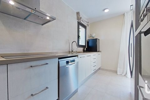 Talo myytävänä Cambrils, Tarragona, Espanja, 4 makuuhuonetta, 810 m2 No. 154090 - kuva 12