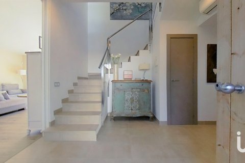 Talo myytävänä Cambrils, Tarragona, Espanja, 4 makuuhuonetta, 810 m2 No. 154090 - kuva 2