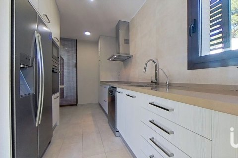 Talo myytävänä Cambrils, Tarragona, Espanja, 4 makuuhuonetta, 810 m2 No. 154090 - kuva 11