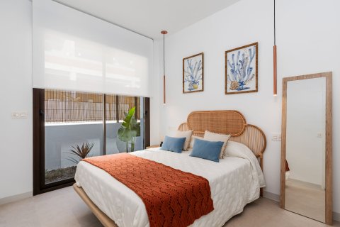 Apartment for sale in Los Alcazares, Murcia, Spain 3 bedrooms, 220 sq.m. No. 148663 - photo 4