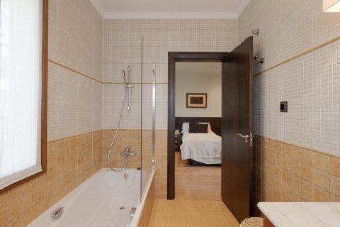 Villa for sale Malaga, Spain 7 bedrooms, 644 sq.m. No. 119577 - photo 13