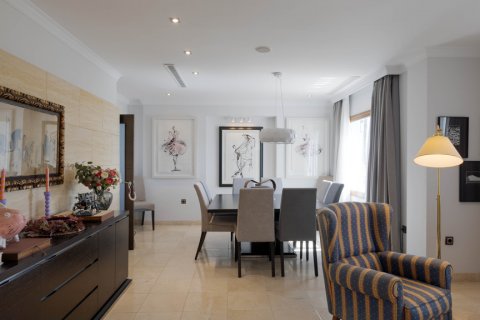 Villa for sale Malaga, Spain 7 bedrooms, 644 sq.m. No. 119577 - photo 5