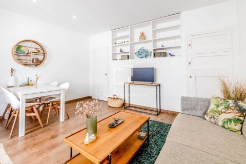 Apartment for sale in Sitges, Barcelona, Spain 3 bedrooms, 71 sq.m. No. 167967 - photo 9