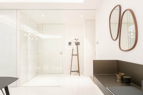 Apartment for sale in Barcelona, Spain 3 bedrooms, 148 sq.m. No. 167972 - photo 15