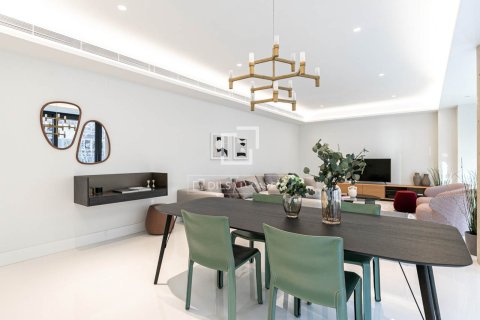 Apartment for sale in Barcelona, Spain 3 bedrooms, 148 sq.m. No. 167972 - photo 13