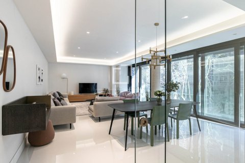 Apartment for sale in Barcelona, Spain 3 bedrooms, 148 sq.m. No. 167972 - photo 14