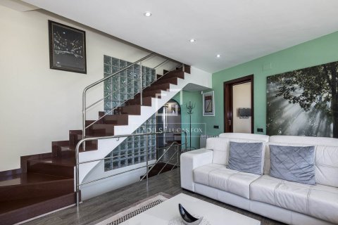 Villa à vendre à Castelldefels, Barcelona, Espagne, 5 chambres, 260 m2 No. 167970 - photo 13