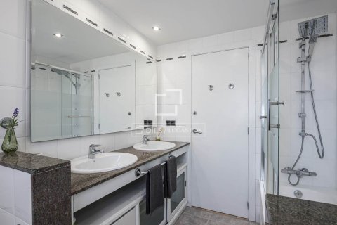 Villa à vendre à Castelldefels, Barcelona, Espagne, 5 chambres, 260 m2 No. 167970 - photo 27