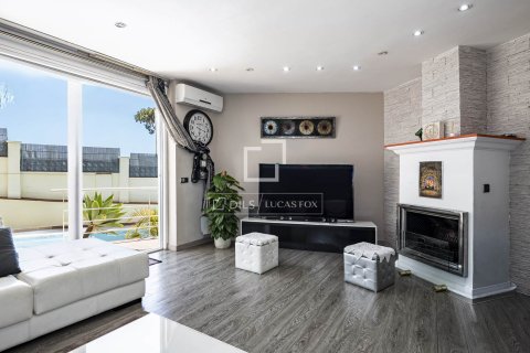 Villa à vendre à Castelldefels, Barcelona, Espagne, 5 chambres, 260 m2 No. 167970 - photo 11
