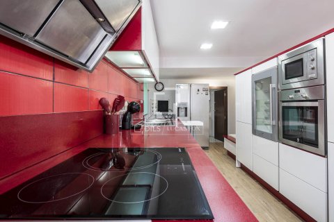 Villa à vendre à Castelldefels, Barcelona, Espagne, 5 chambres, 260 m2 No. 167970 - photo 18