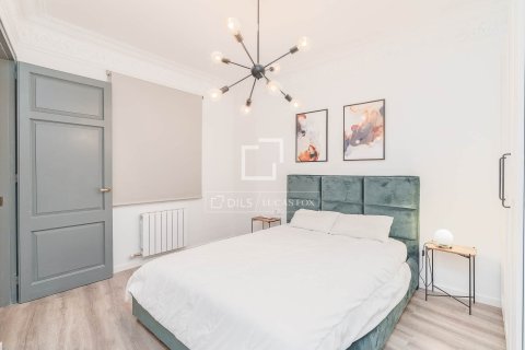 Huoneisto vuokrattavana Barcelona, Espanja, 4 makuuhuonetta, 137 m2 No. 167966 - kuva 17