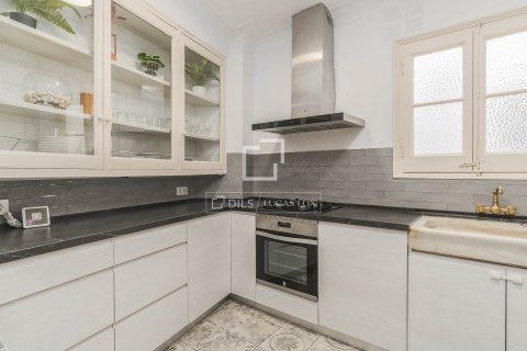 Huoneisto vuokrattavana Barcelona, Espanja, 4 makuuhuonetta, 137 m2 No. 167966 - kuva 5