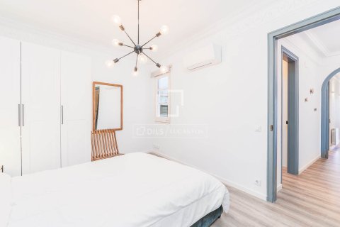 Huoneisto vuokrattavana Barcelona, Espanja, 4 makuuhuonetta, 137 m2 No. 167966 - kuva 16