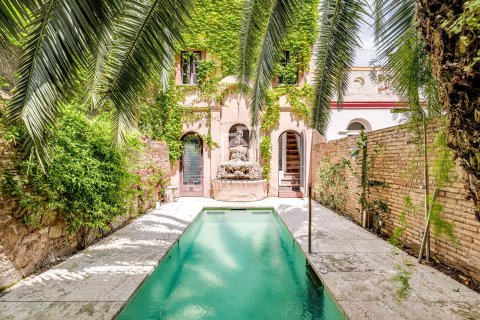 Apartment in Barcelona, Spain 4 bedrooms, 226 sq.m. No. 167969