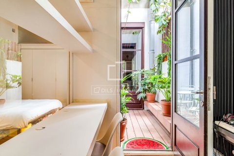 Apartment for sale in Barcelona, Spain 4 bedrooms, 226 sq.m. No. 167969 - photo 29