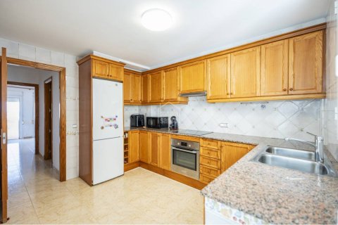 Dzīvoklis pārdošanā Mahon, Menorca, Spānijā 3 istabas, 119 m2 Nr. 154970 - attēls 4