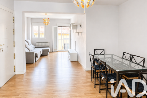 Apartment in Madrid, Spain 3 bedrooms, 106 sq.m. No. 172611