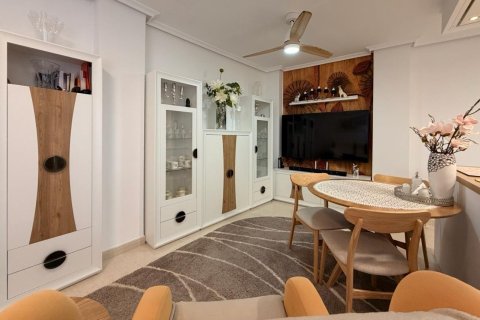 Apartamento en venta en Torrevieja, Alicante, España 3 dormitorios, 100 m2 No. 182987 - foto 23