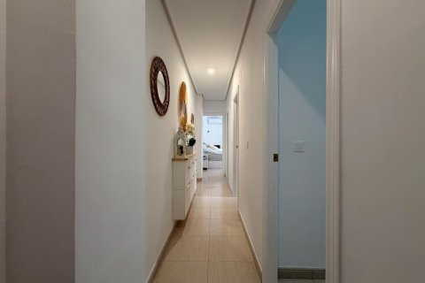 Apartamento en venta en Torrevieja, Alicante, España 3 dormitorios, 100 m2 No. 182987 - foto 19