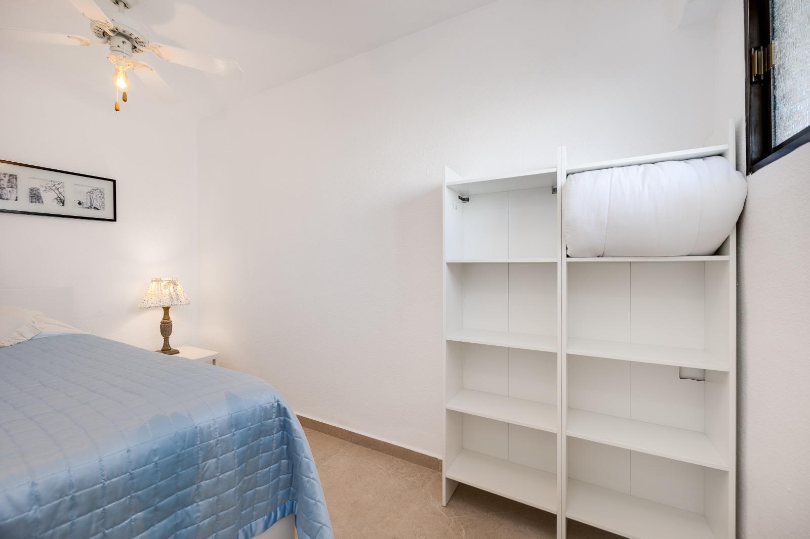 Dzīvoklis Torrevieja, Alicante, Spānijā 1 istaba, 52 m2 Nr. 182982