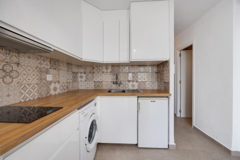 Apartamento en venta en Torrevieja, Alicante, España 1 dormitorio, 52 m2 No. 182982 - foto 13