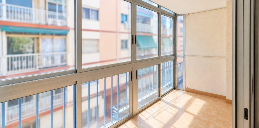 Apartment in La Florida, Alicante, Spain 3 bedrooms, 89 sq.m. No. 182985