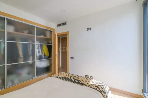 Apartamento en venta en Barcelona, España 1 dormitorio, 66 m2 No. 167746 - foto 9
