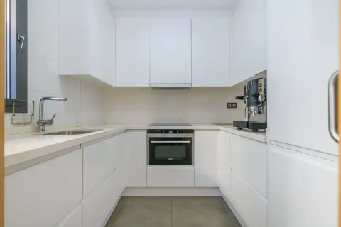 Apartamento en venta en Barcelona, España 1 dormitorio, 66 m2 No. 167746 - foto 6