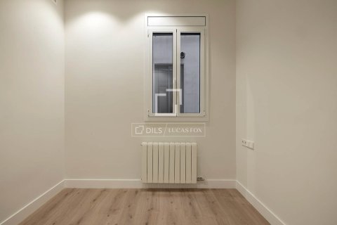 Apartment à vendre à Barcelona, Espagne, 3 chambres, 189 m2 No. 150517 - photo 21