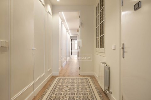 Apartment à vendre à Barcelona, Espagne, 3 chambres, 189 m2 No. 150517 - photo 14