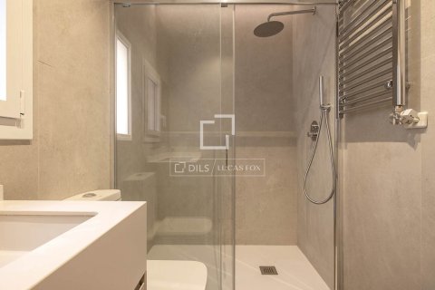 Apartment à vendre à Barcelona, Espagne, 3 chambres, 189 m2 No. 150517 - photo 26