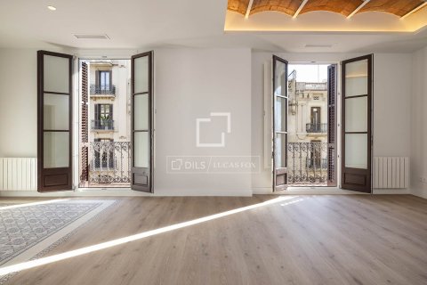 Apartment à vendre à Barcelona, Espagne, 3 chambres, 189 m2 No. 150517 - photo 2