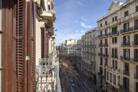 Apartment à vendre à Barcelona, Espagne, 3 chambres, 189 m2 No. 150517 - photo 4