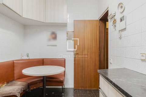 Apartment à vendre à Barcelona, Espagne, 4 chambres, 115 m2 No. 150522 - photo 17