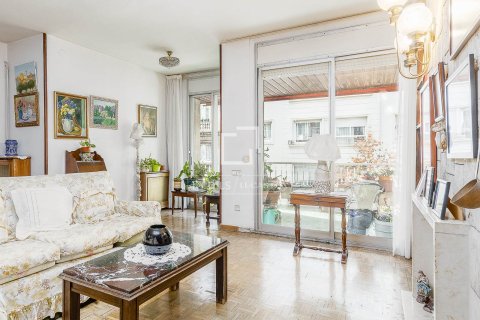 Apartment à vendre à Barcelona, Espagne, 4 chambres, 115 m2 No. 150522 - photo 2