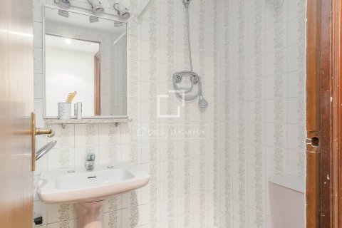 Apartment à vendre à Barcelona, Espagne, 4 chambres, 115 m2 No. 150522 - photo 9