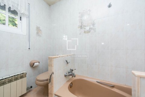 Villa in vendita a Castelldefels, Barcelona, Spagna 4 camere da letto, 200 mq. N° 150519 - foto 24