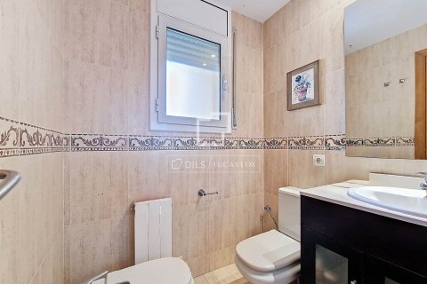 Villa for sale in Cubelles, Barcelona, Spain 3 bedrooms, 130 sq.m. No. 150520 - photo 26