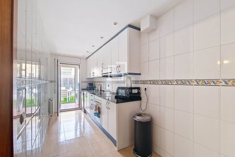 Villa for sale in Cubelles, Barcelona, Spain 3 bedrooms, 130 sq.m. No. 150520 - photo 10