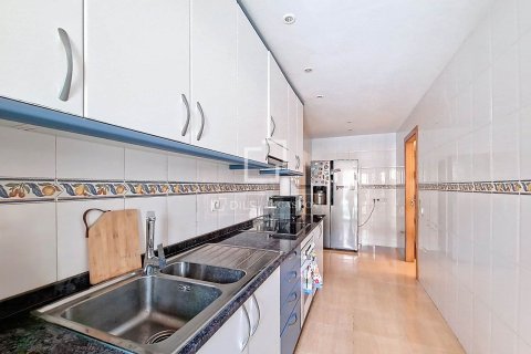 Villa for sale in Cubelles, Barcelona, Spain 3 bedrooms, 130 sq.m. No. 150520 - photo 5