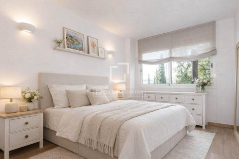 Dzīvoklis Sant Just Desvern, Barcelona, Spānijā 3 istabas, 112 m2 Nr. 150518